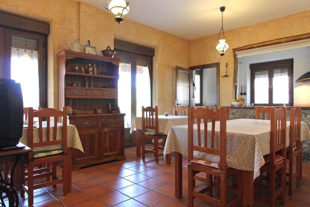 Hotel Los Arrenes De Tarancueña Kültér fotó